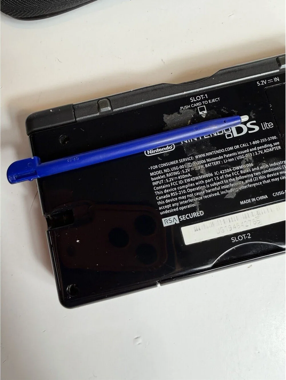 Used Nintendo DS Lite Handheld Console w/ charger READ DESC